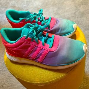 Adidas Pink/Purple Multicolor, soft top running shoes…sz 5 1/2, Youth!